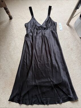Oscar de la Renta Black Nightgown Slip with Floral Appliqué